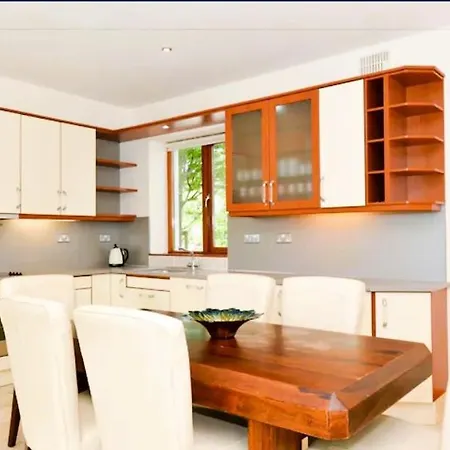 - Quiet Haven Apartman