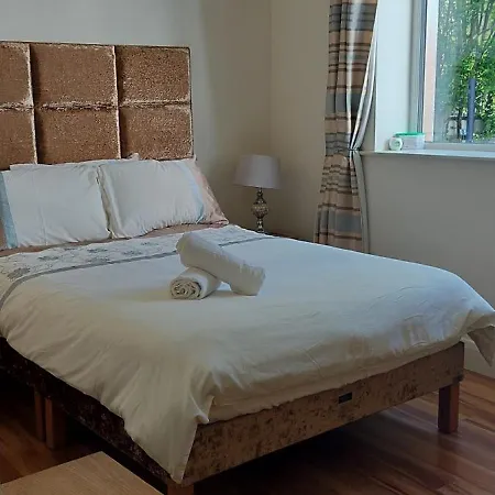 - Quiet Haven Apartman Galway